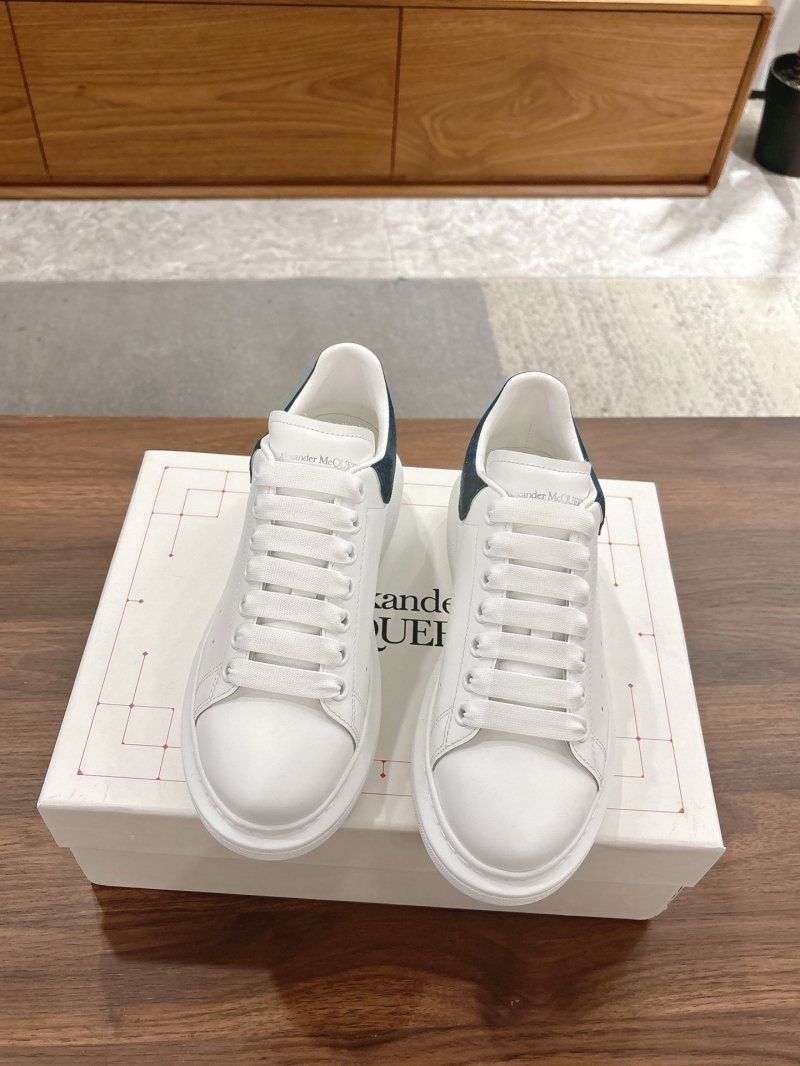 a1exa*der Mcqv*en sneakers